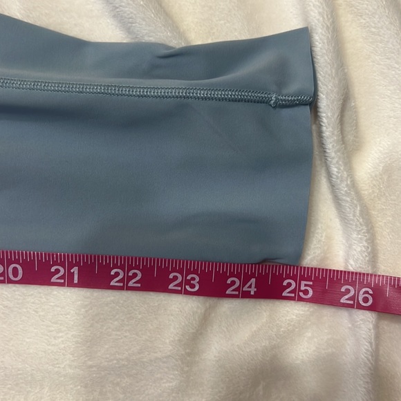 Light Blue Size 8 Lululemon Leggings - Picture 2 of 3